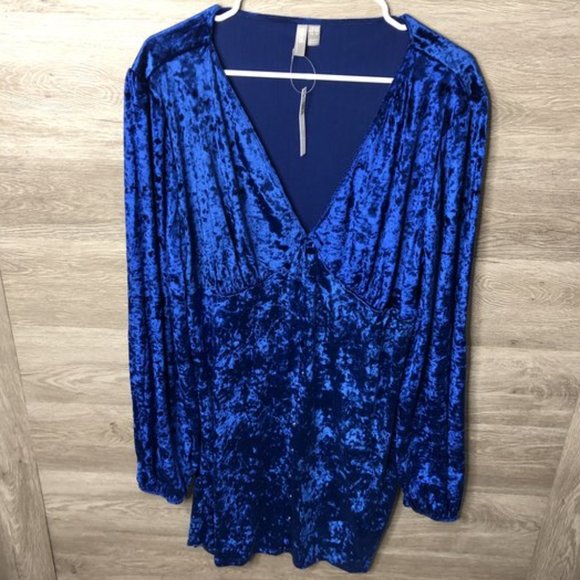 ASOS Curve Dresses & Skirts - Asos Curve Size 16 Blue Plunge Neck Empire Dress